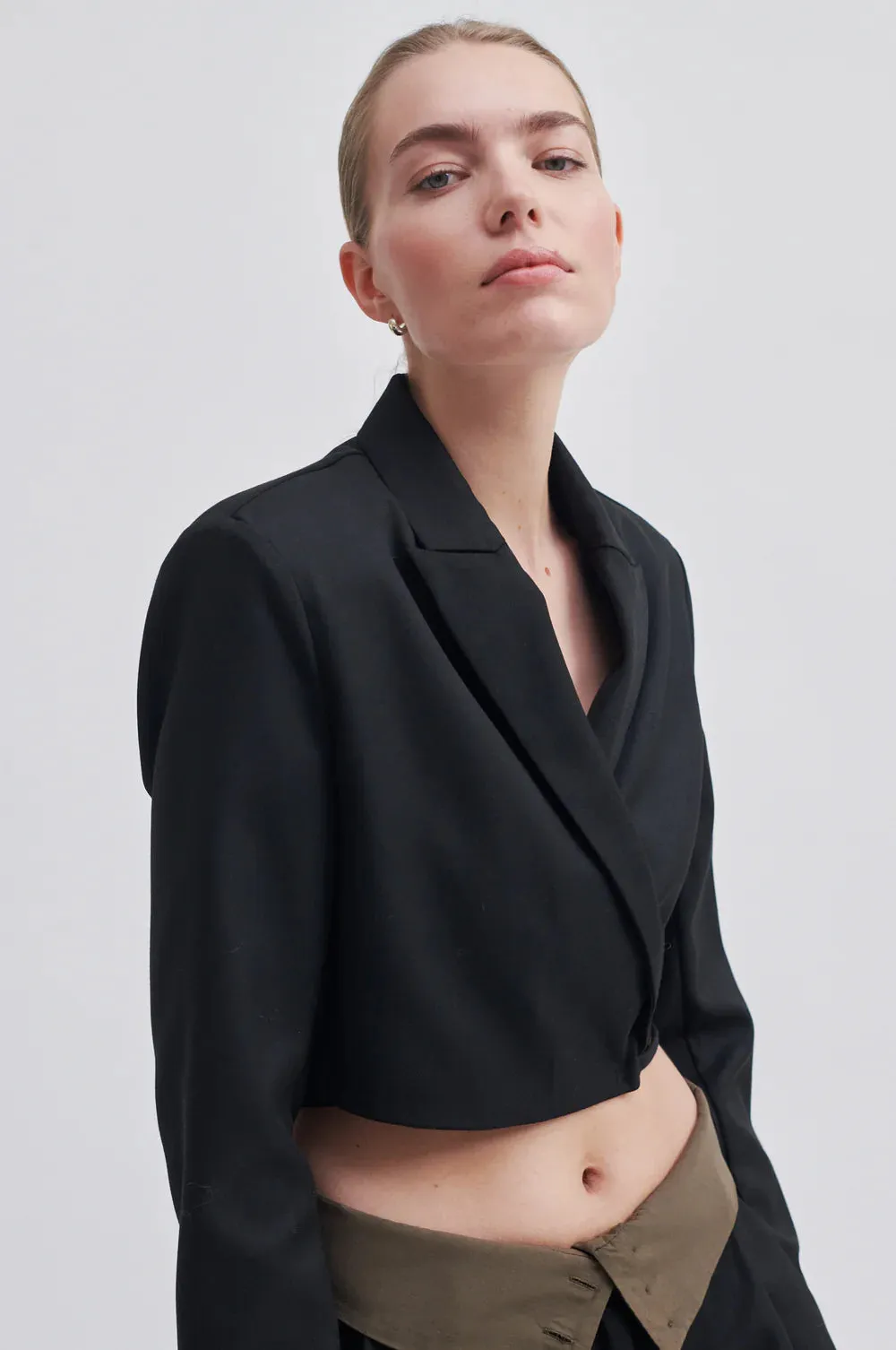 Almanda Cropped Blazer ON SALE